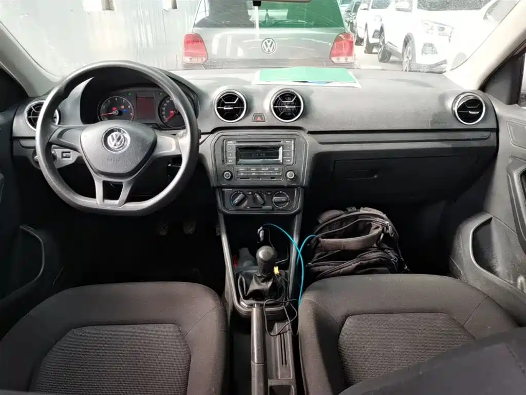 Volkswagen Jetta 2017 1.4L Manual Fashion фото 10