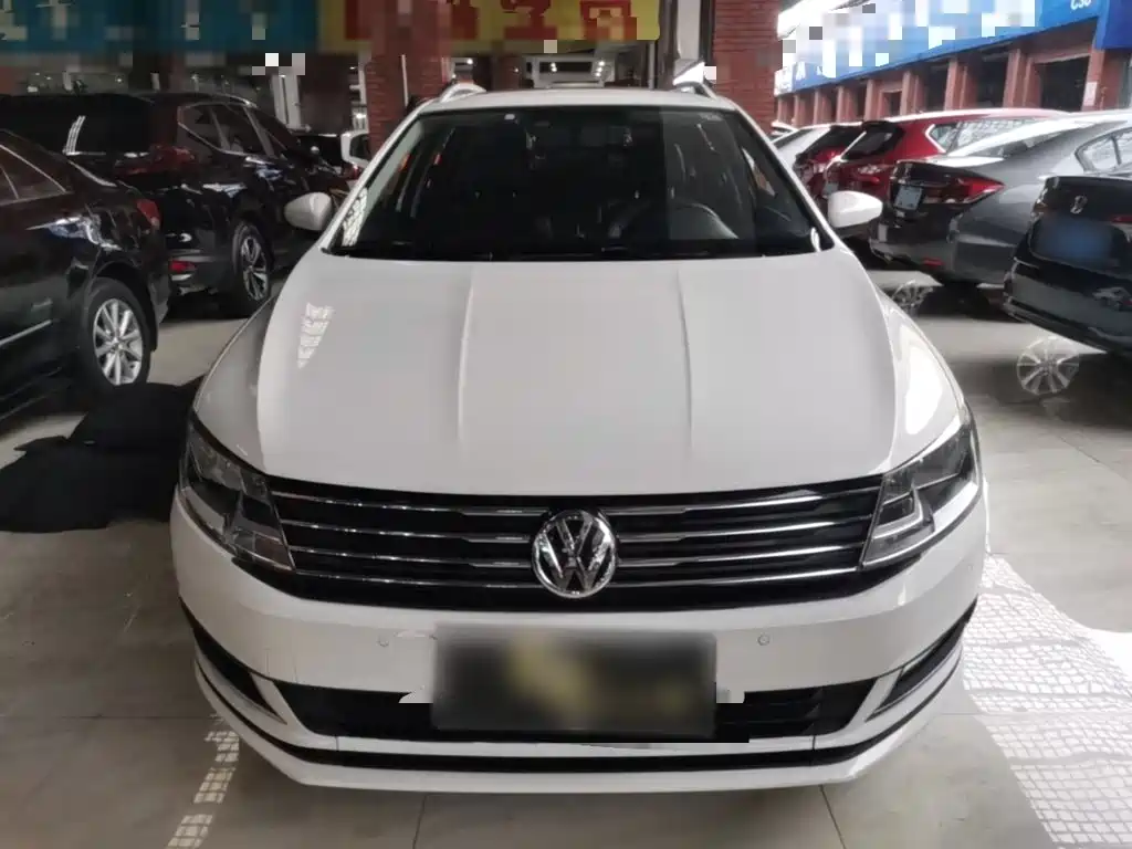 Фото 3 - Volkswagen Lavida Tour