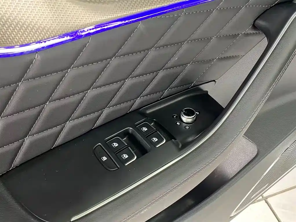Hongqi HS5 2019 2.0T Smart Connect Enjoy Edition фото 11