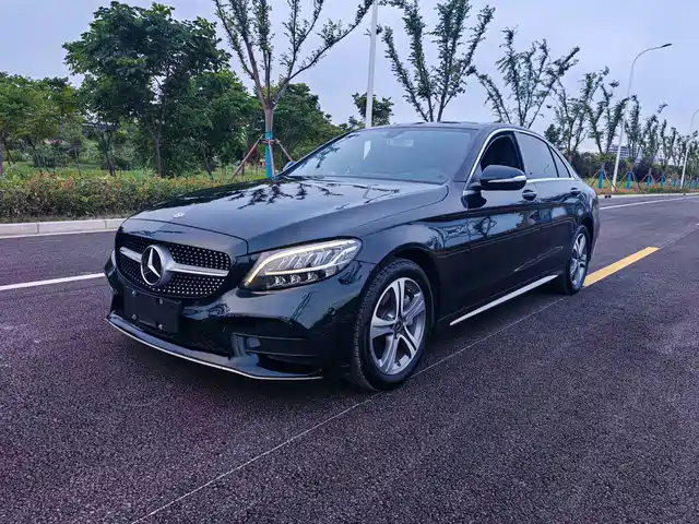 Mercedes-Benz C-Class 2020