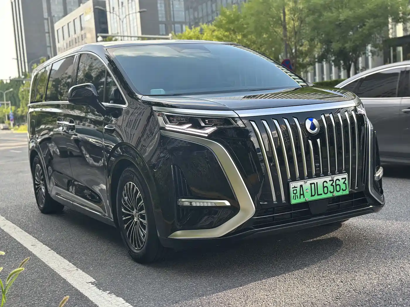 Denza D9 2025 2025 EV Smart Drive Edition 620 Luxury