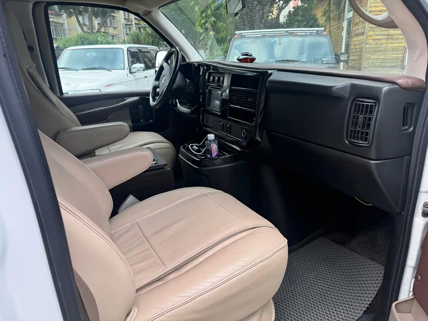 GMC Savana 2019 2016 5.3L 1500 4WD Sport Edition