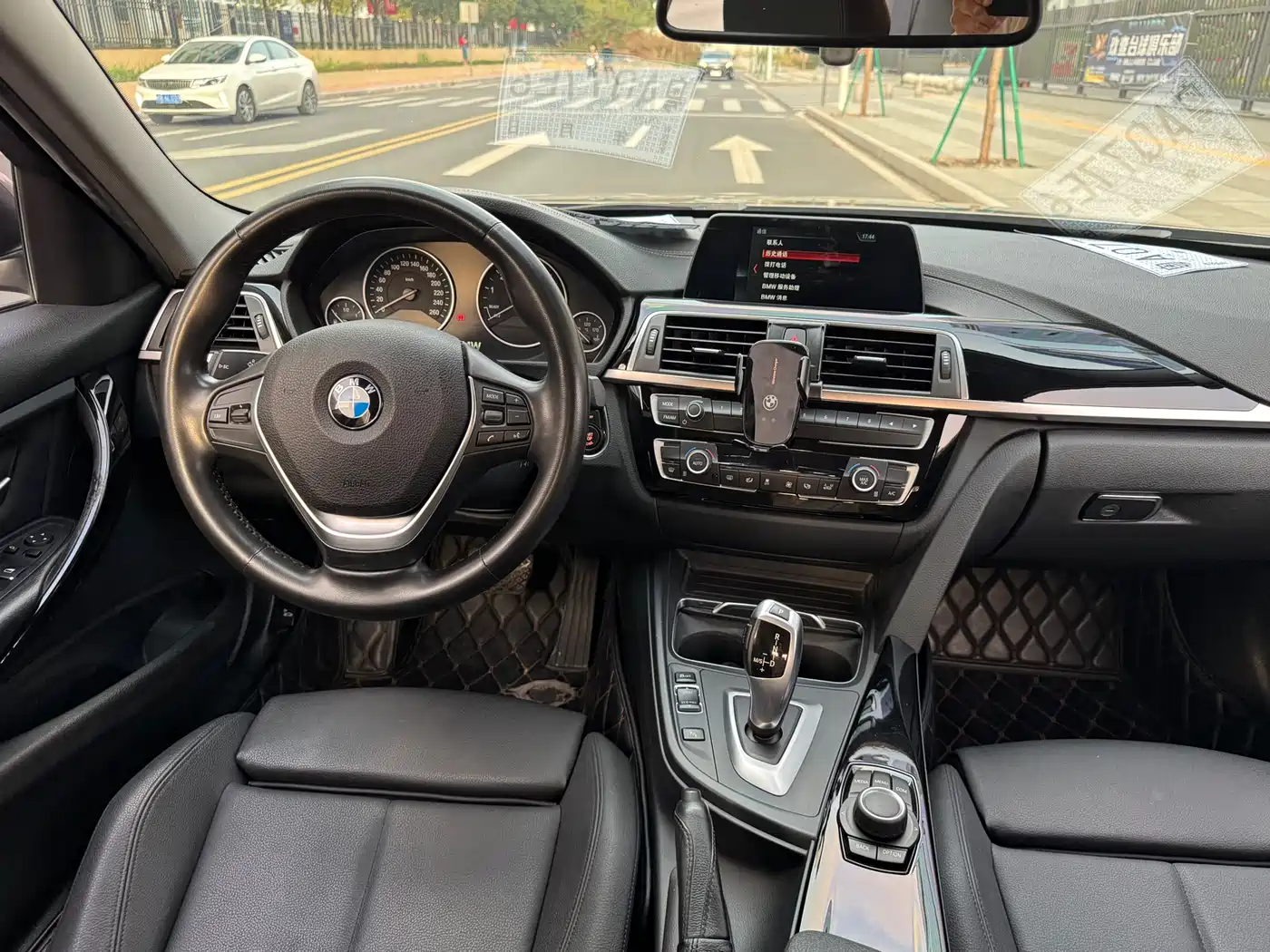 BMW 3 Series 2018 320Li Fashion Style фото 10