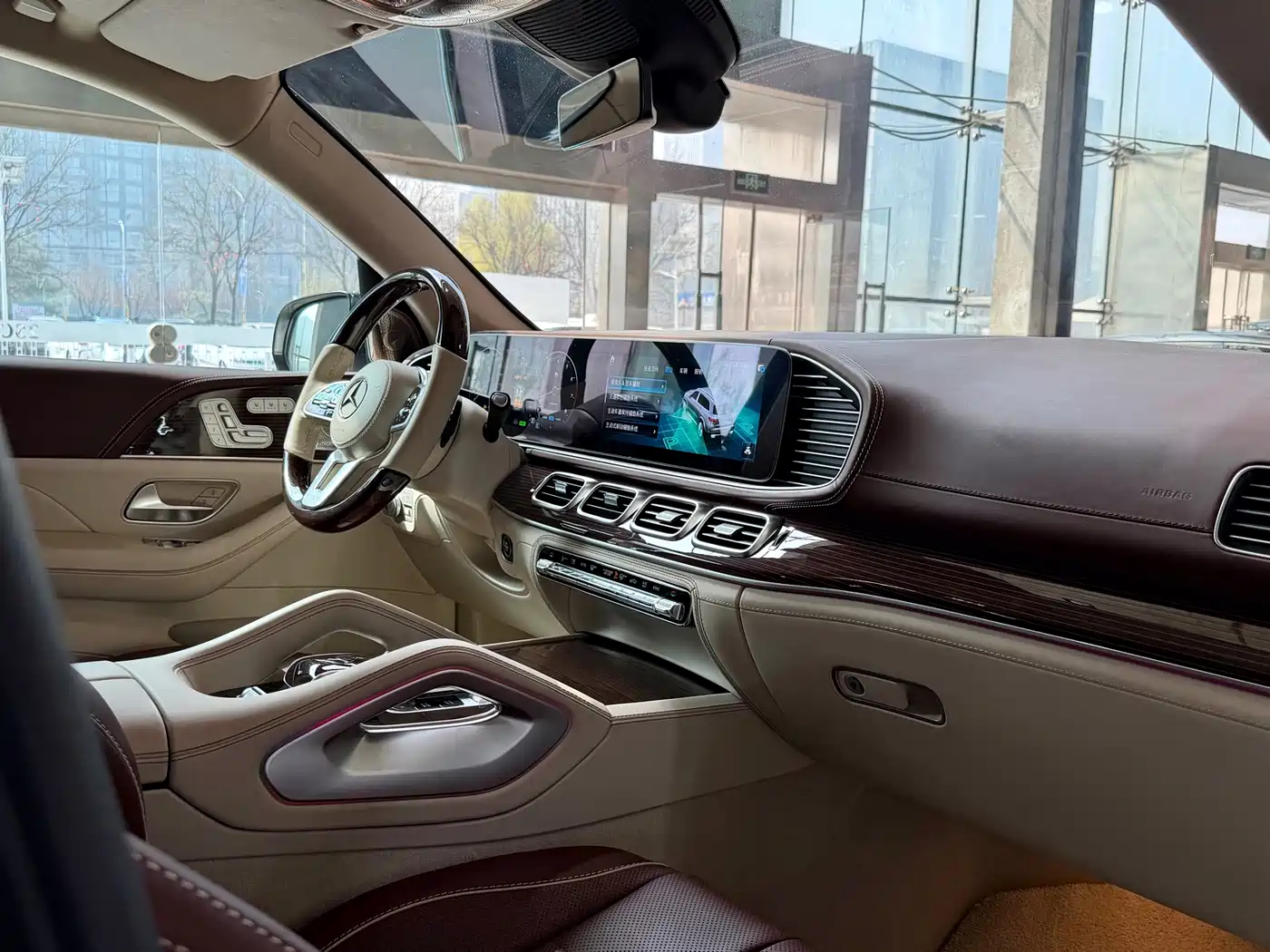 Mercedes-Benz Maybach GLS 2024 GLS 480 4MATIC фото 25