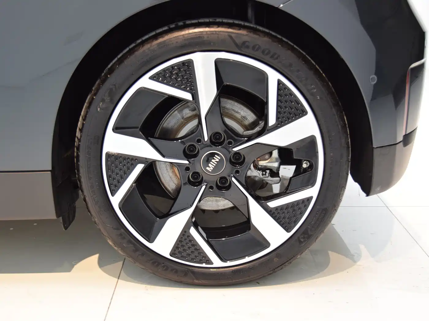 MINI ELECTRIC  COOPER