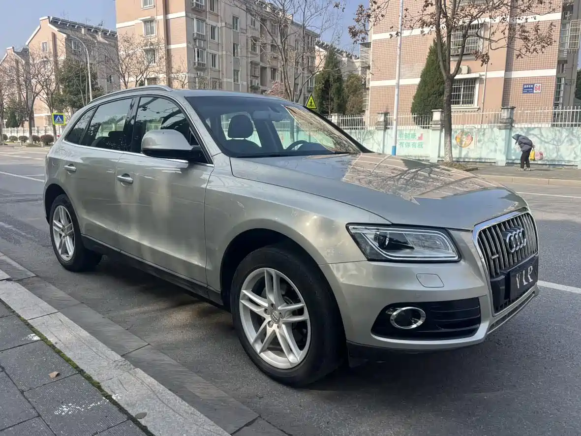 Audi Q5 2016 40 TFSI Technology Model фото 3