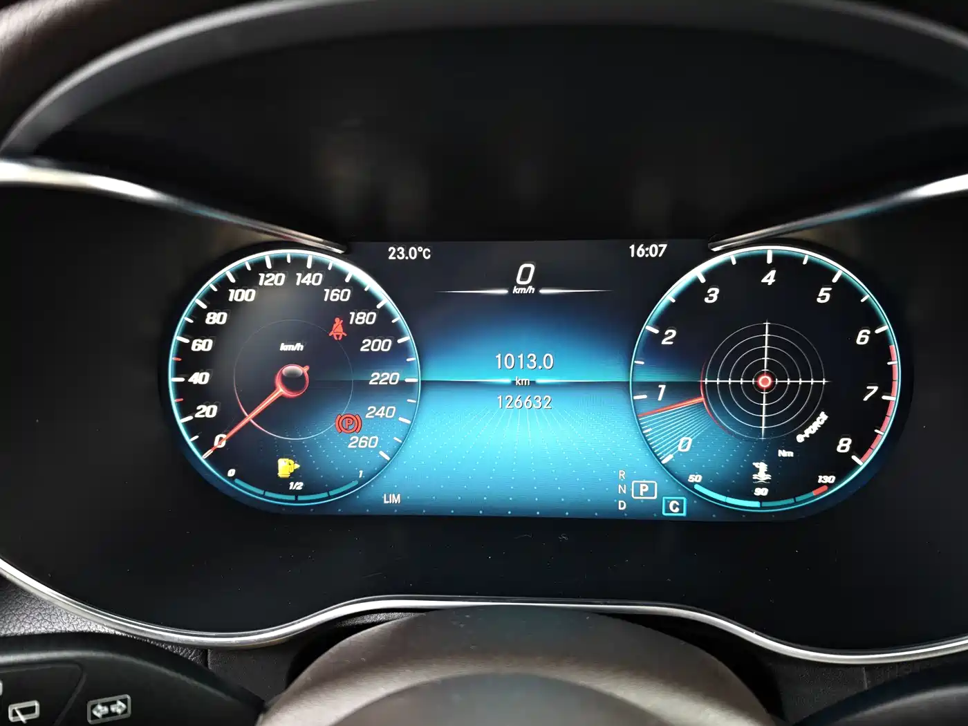 Mercedes-Benz GLC 2020 Facelift GLC 260 L 4MATIC Dynamic фото 15