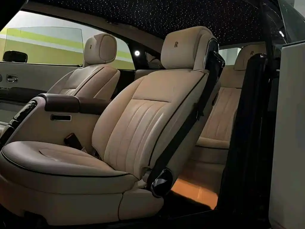 Rolls-Royce Phantom 2013 6.7L Coupe фото 6