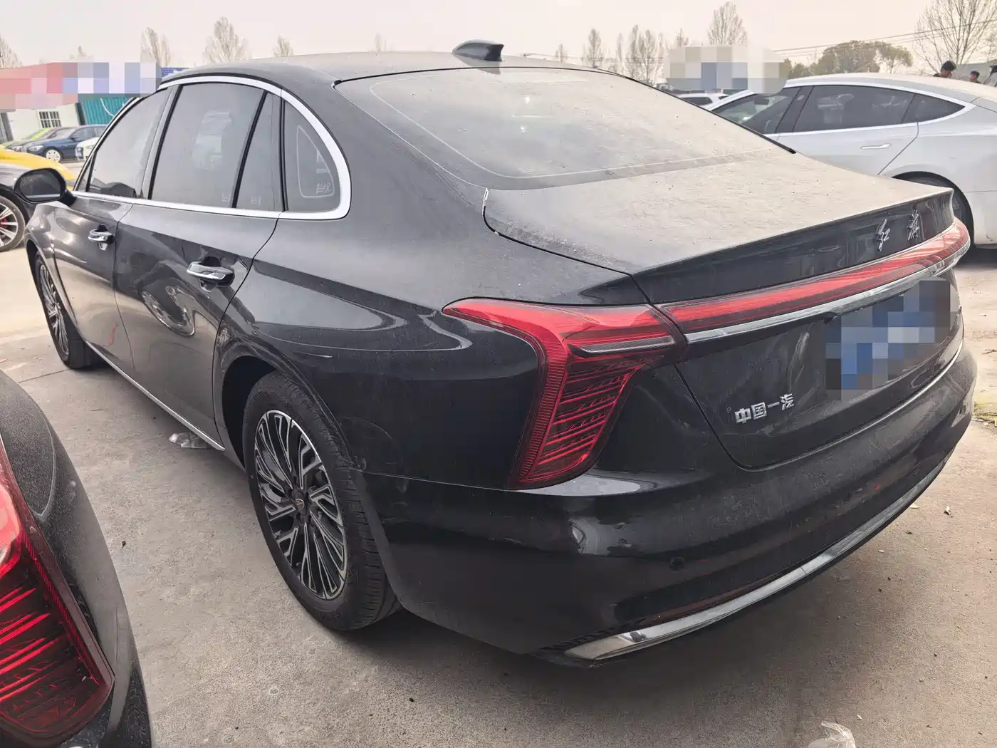 Hongqi H5 2025 2.0T Automatic Flag Celebration 500,000 Units Anniversary Edition фото 9