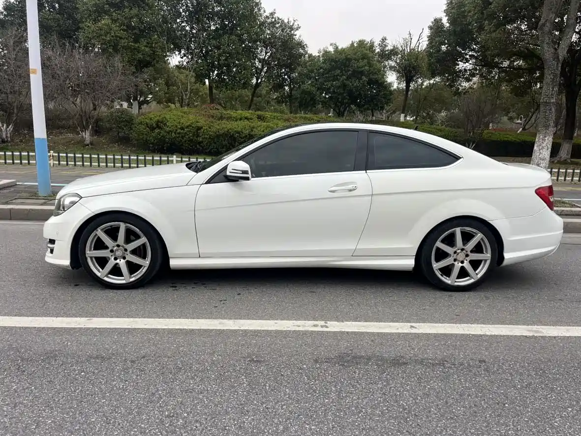 Mercedes-Benz C-Class (Import) 2013 C 180 Coupe фото 7