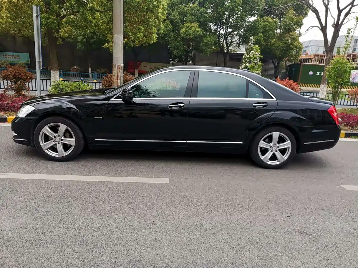Mercedes-Benz S-Class 2012 S 300 L Premium Grand Edition фото 4