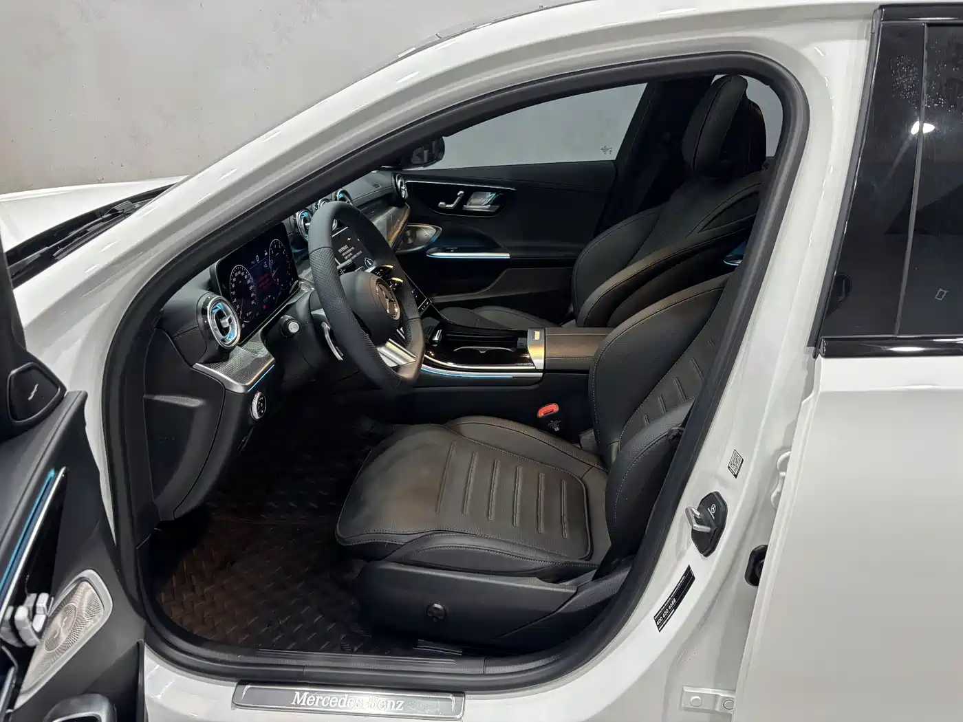 Mercedes-Benz C-Class 2025 Facelift C 260 L Night Sport Edition фото 14