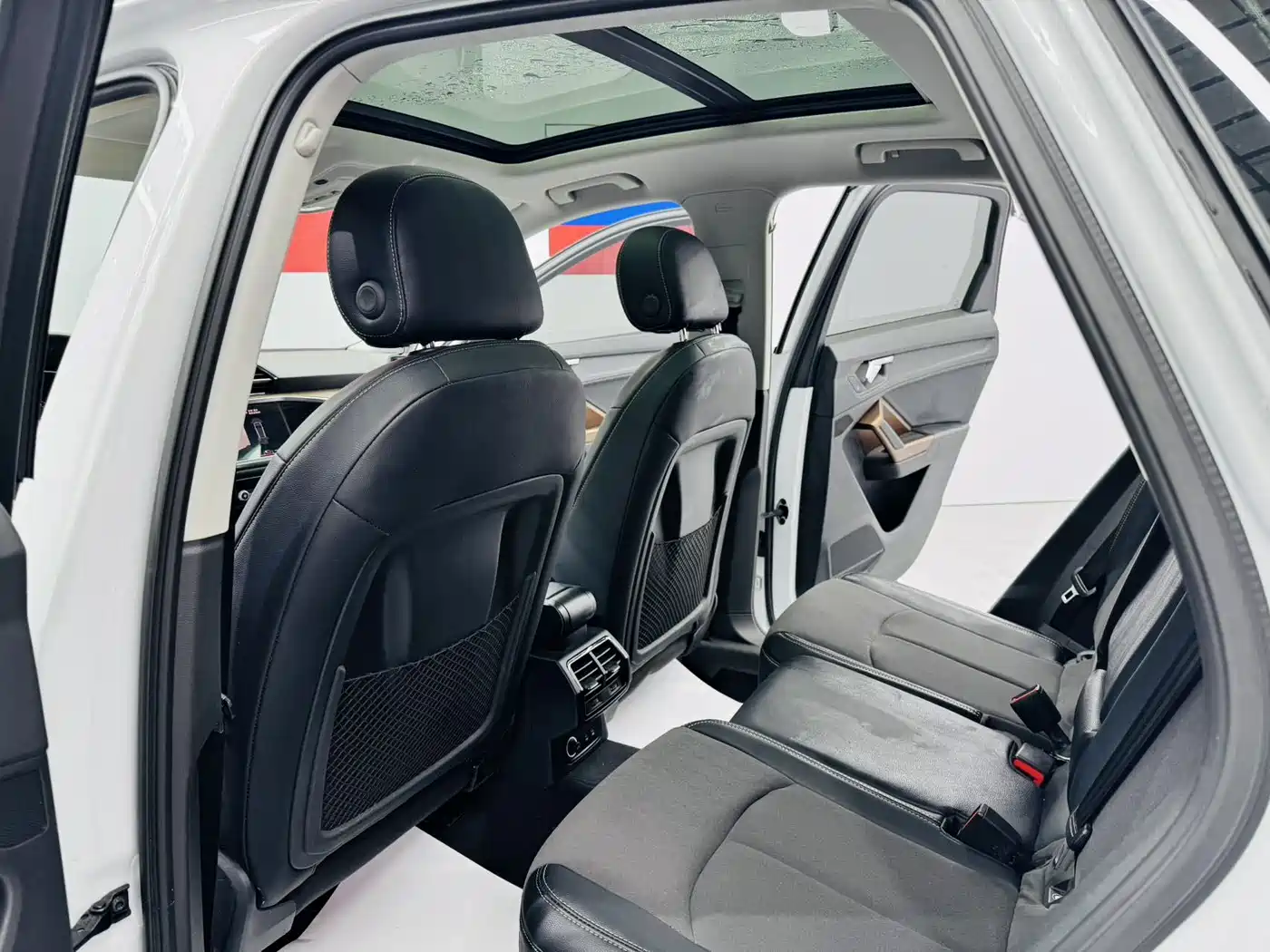Audi Q3 2021 35 TFSI Fashion Sport фото 7