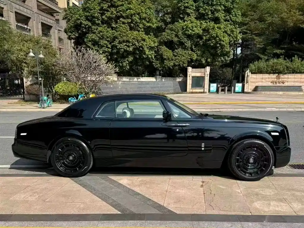 Rolls-Royce Phantom 2013 6.7L Coupe фото 3