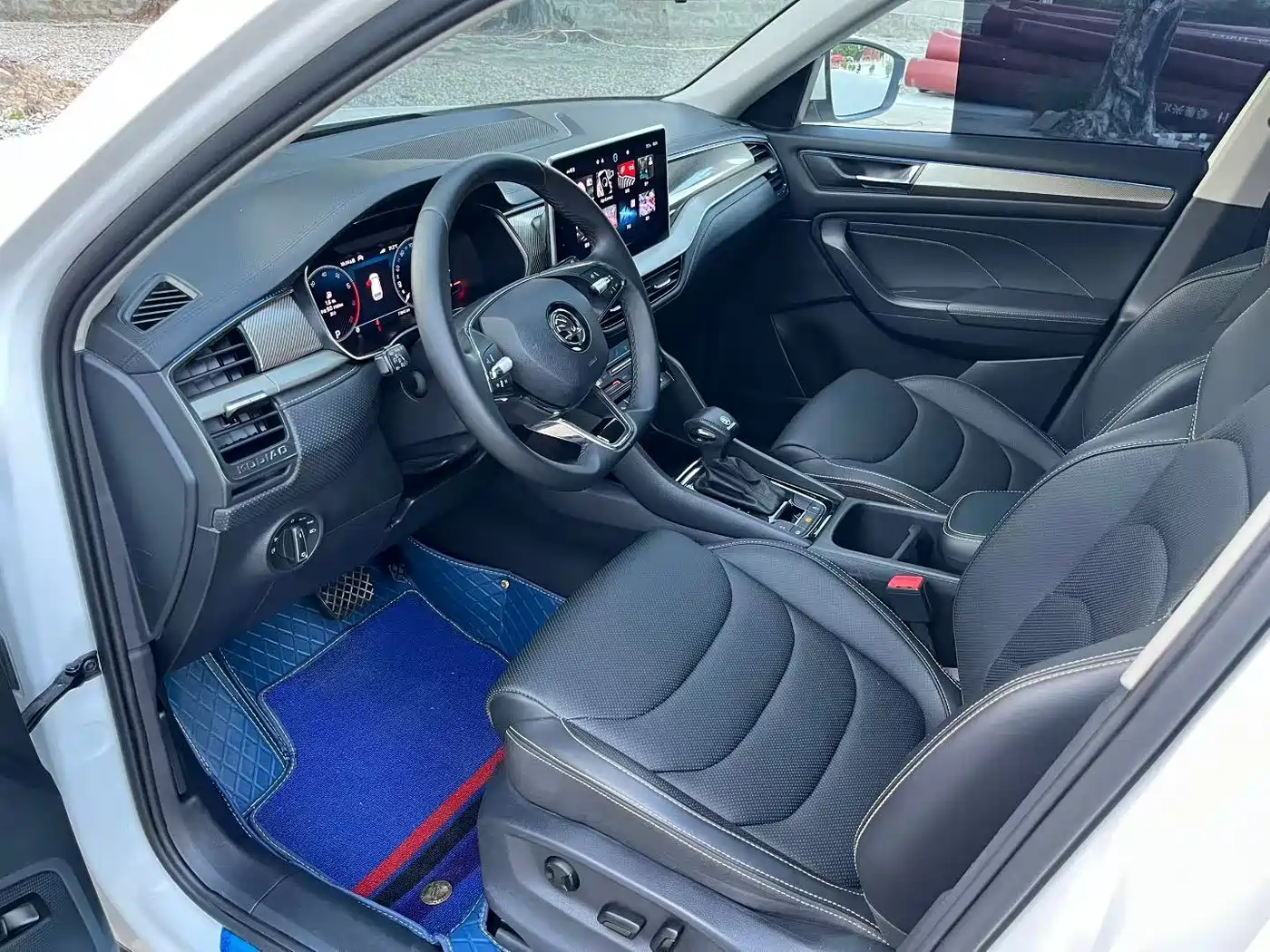 Škoda Kodiaq 2022 Facelift TSI330 7-seat FWD Luxury Edition фото 4