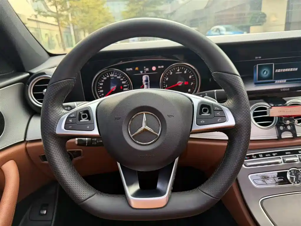 Mercedes-Benz E-Class 2017 E 200 Sport 4MATIC фото 12
