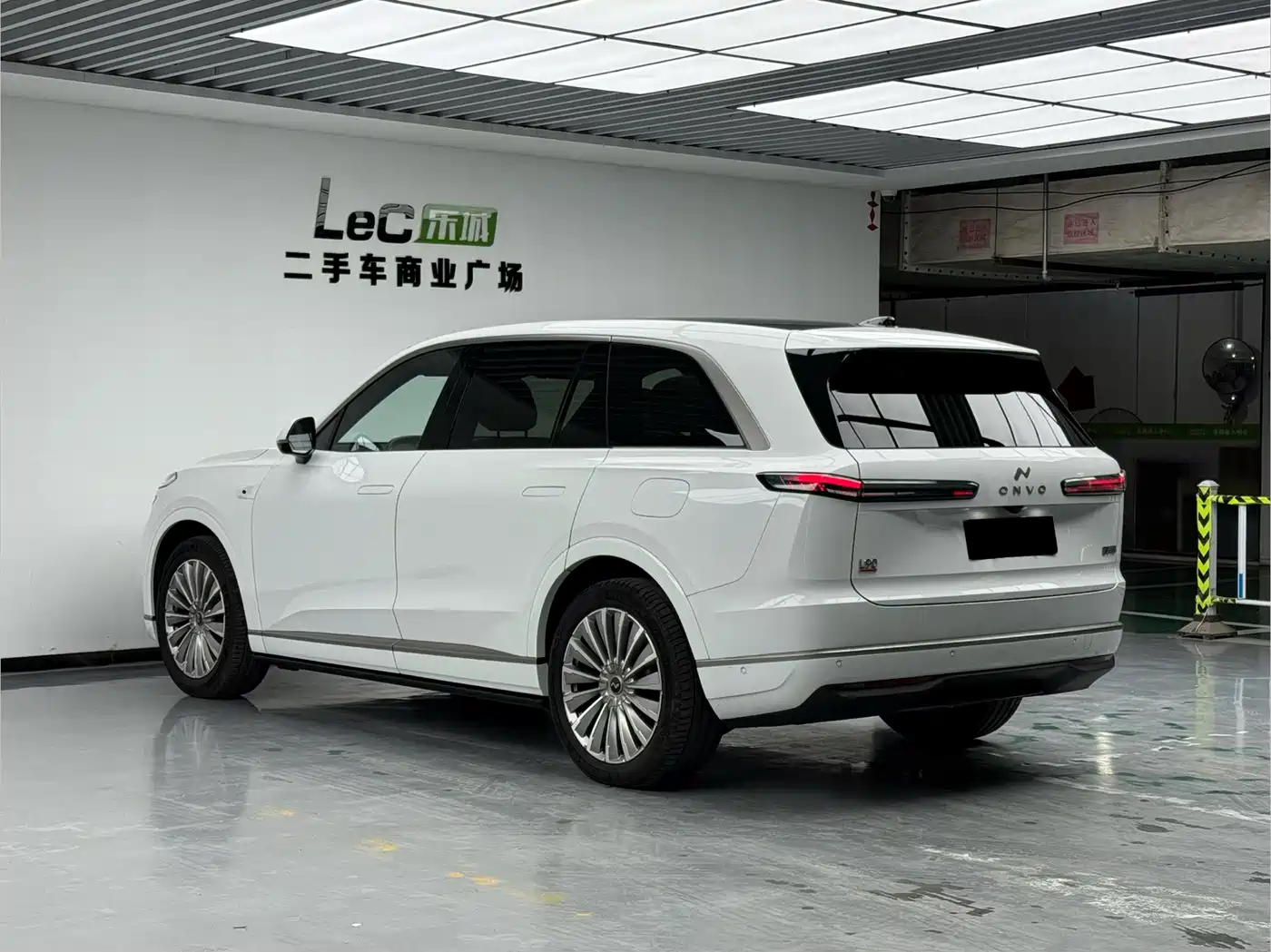 Ledao L90 2025 2025 AWD Base Model