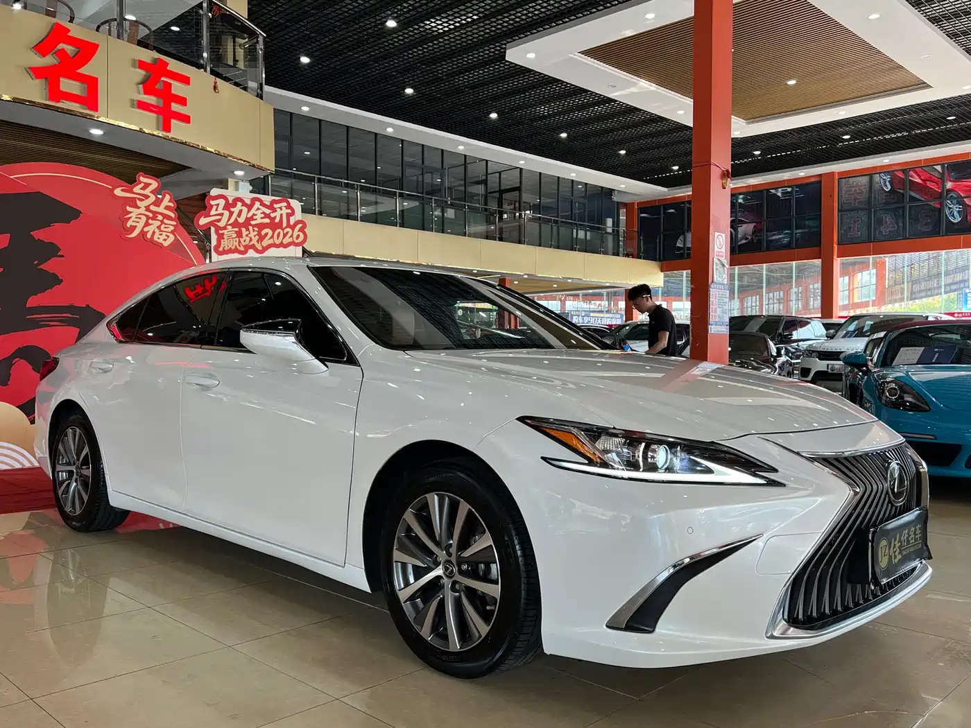Lexus ES 2018 260 Excellence Edition China V фото 3