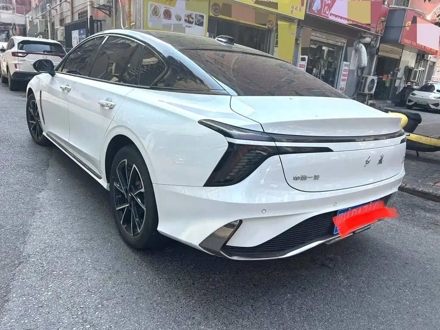 Hongqi H6 2024 2024 Model 2.0T Elegance Edition