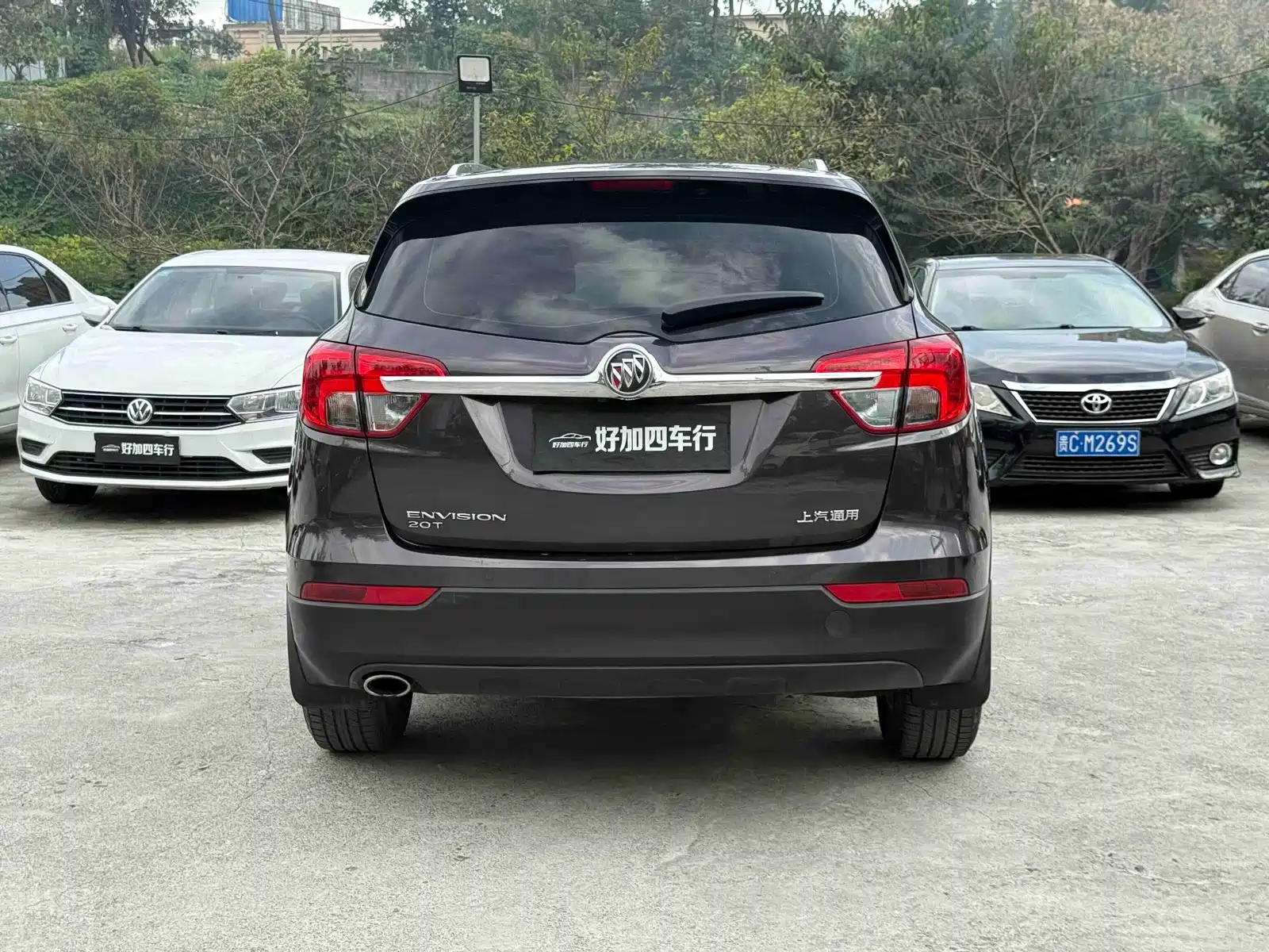 Photo 8 - Buick Envision Plus