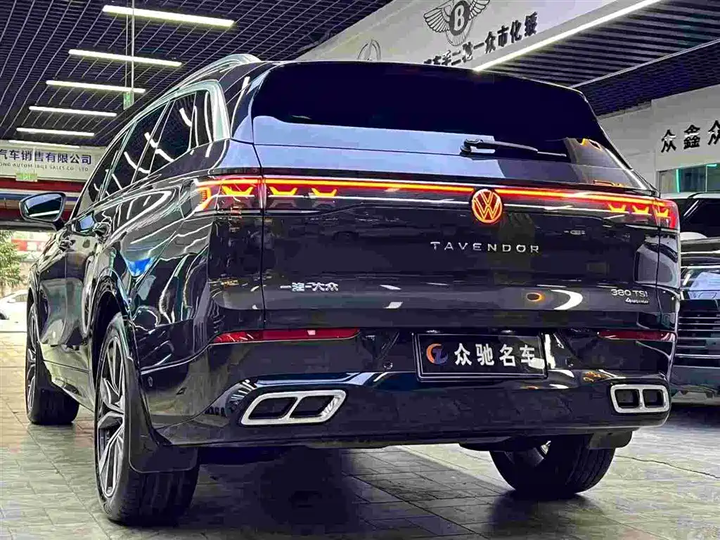 Volkswagen Talagon 2023 380TSI 4WD R-Line Launch Edition фото 9