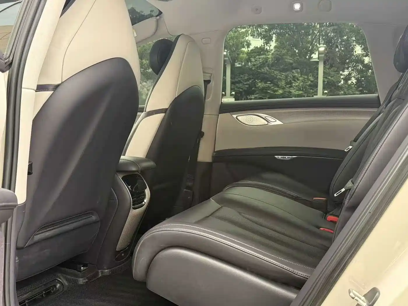 IM Motors IM LS7 2023 2023 Model 90kWh Elite RWD Edition