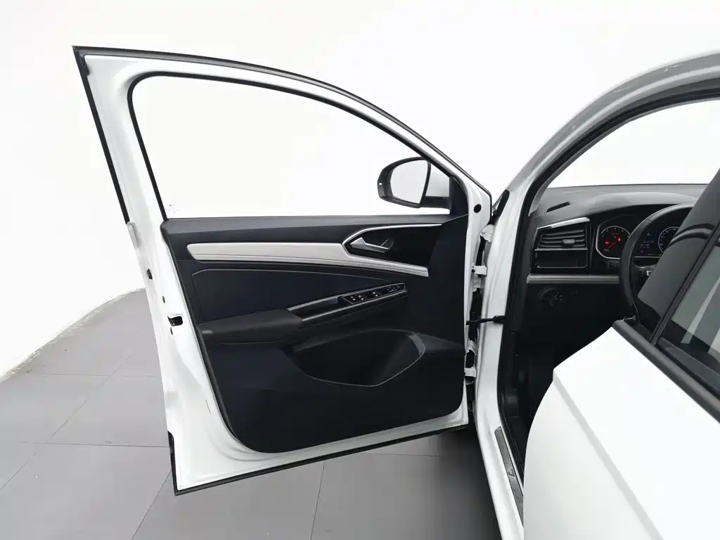 Фото 8 - Jetta VS5
