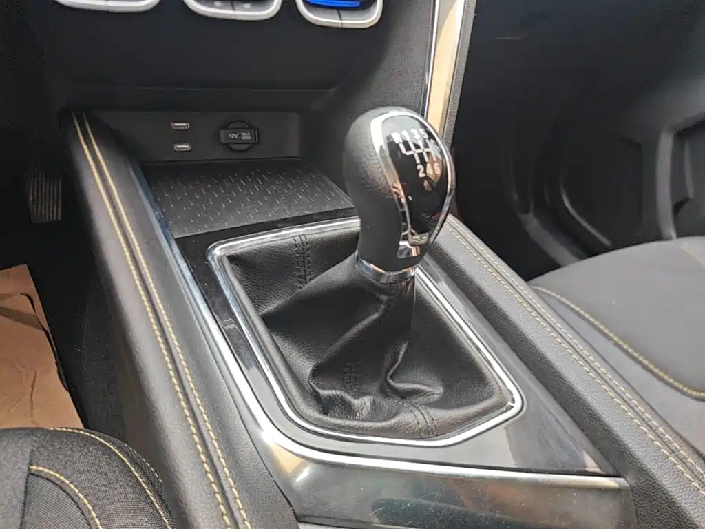 BAIC Beijing X3 2019 2019 1.5T Manual Glory Edition