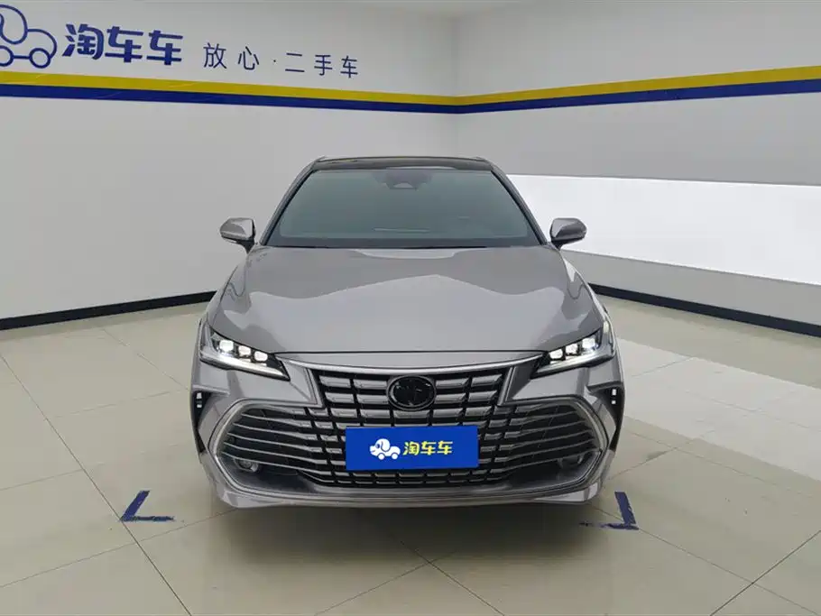 Toyota Avalon 2024 Hybrid 2.0L Luxury Edition фото 2