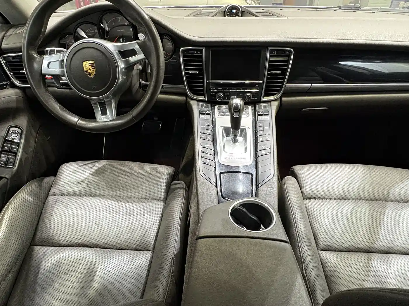 Porsche Panamera 2016 Panamera Edition 3.0T фото 10