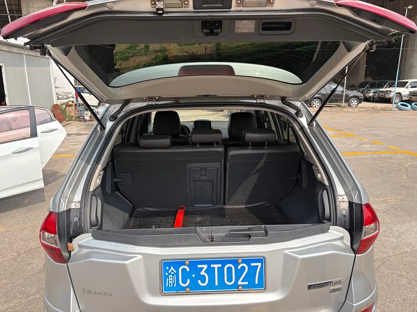Renault Koleos (Import) 2014 2014 2.5L 4WD Comfort Edition