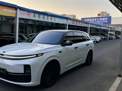 Li Auto L7