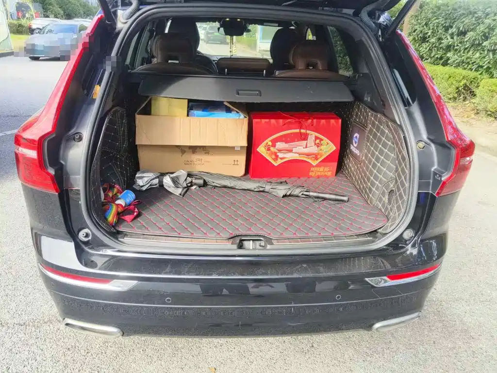 Photo 5 - Volvo XC60