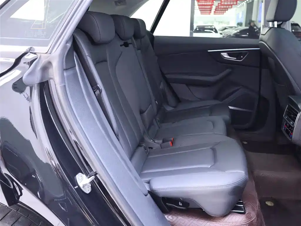 Audi Q8 2022 55 TFSI Luxury Dynamic фото 21