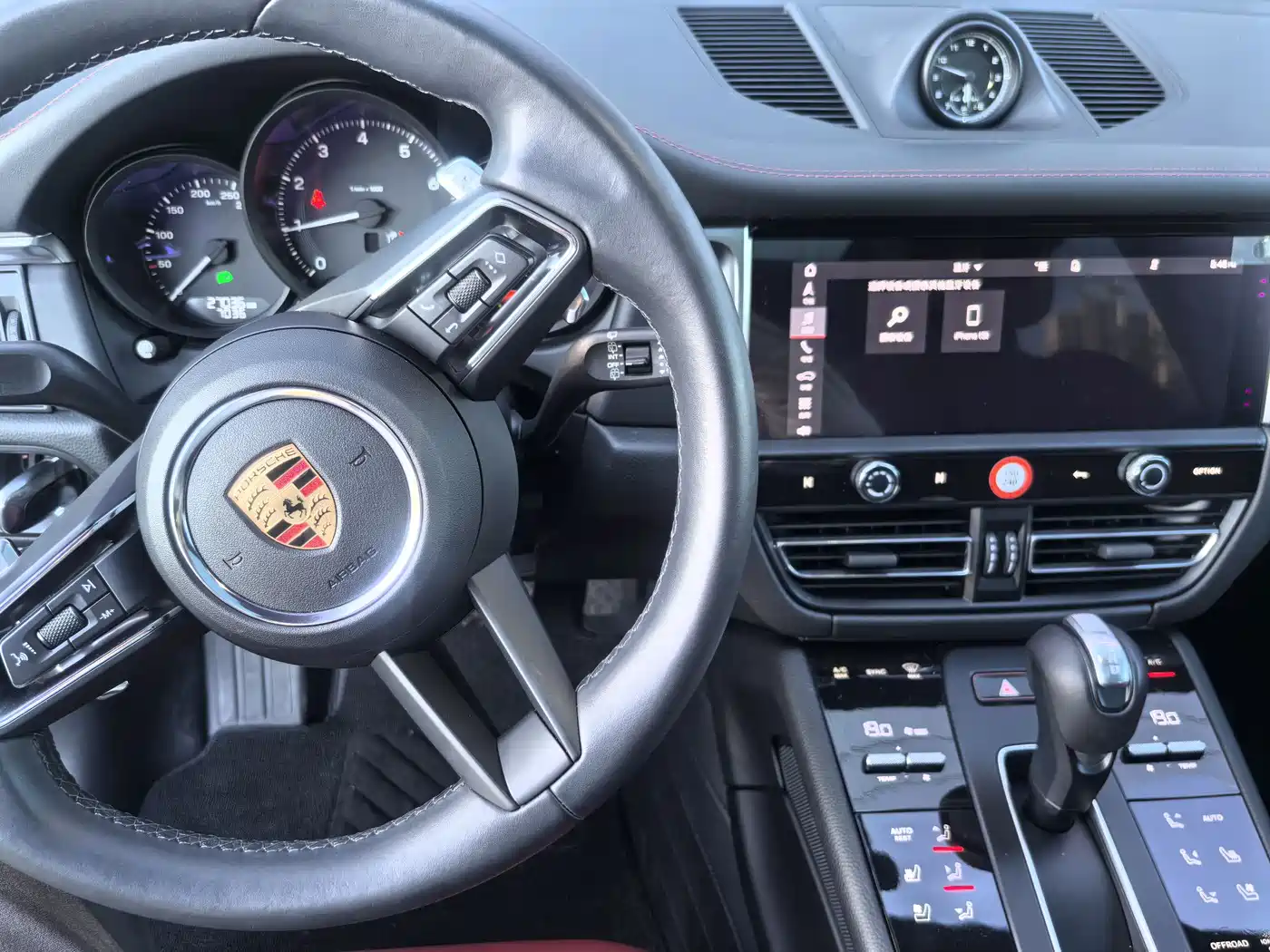 Porsche Macan 2024 Macan 2.0T фото 3