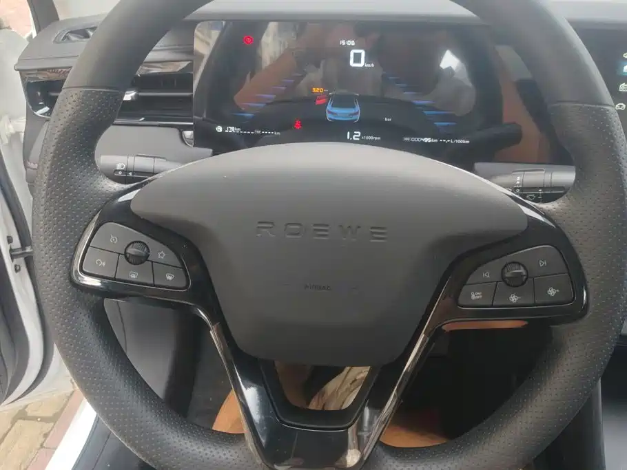 Roewe i5 2026 2026 1.5L Manual STD