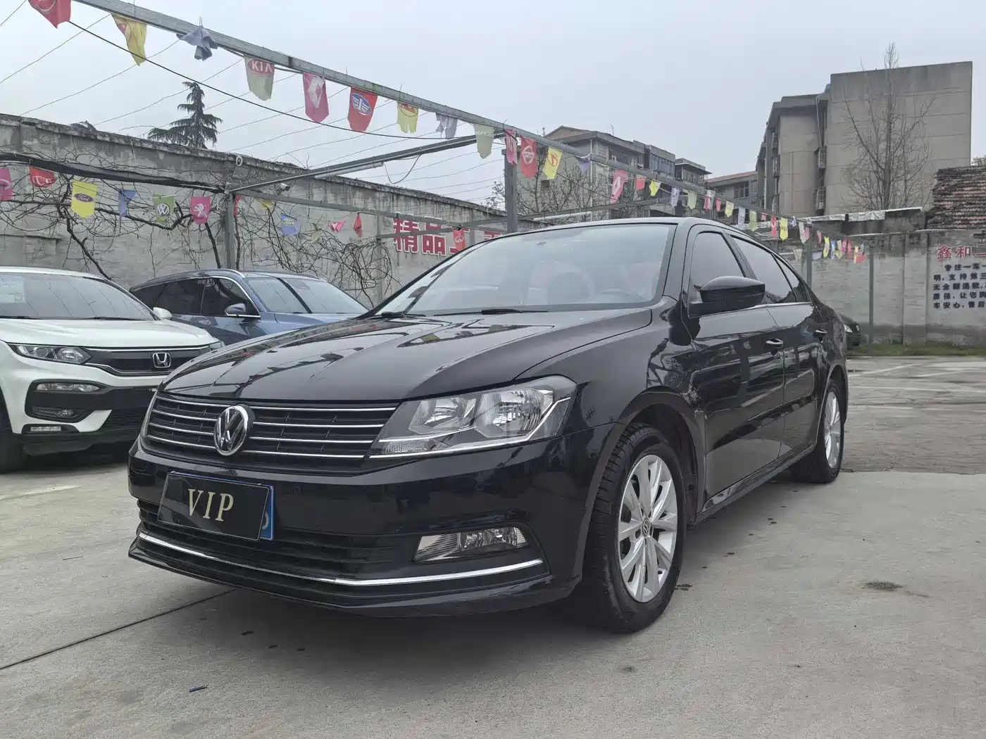 Volkswagen Lavida 2015 1.6L Automatic Comfort Edition