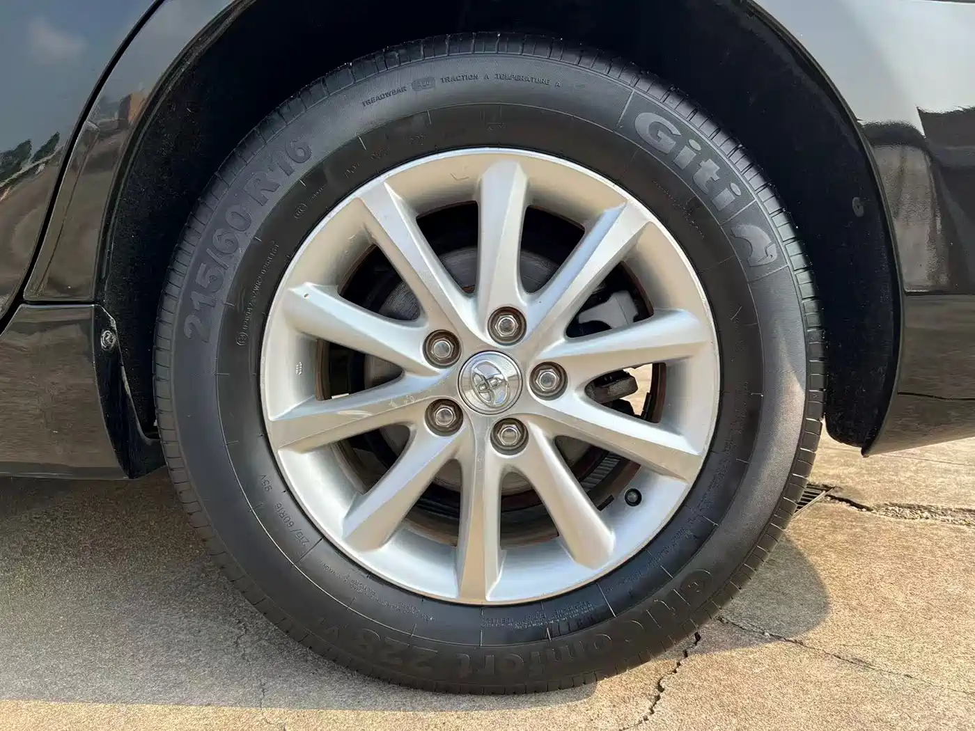 Toyota Camry 2010 200G Classic Edition фото 18