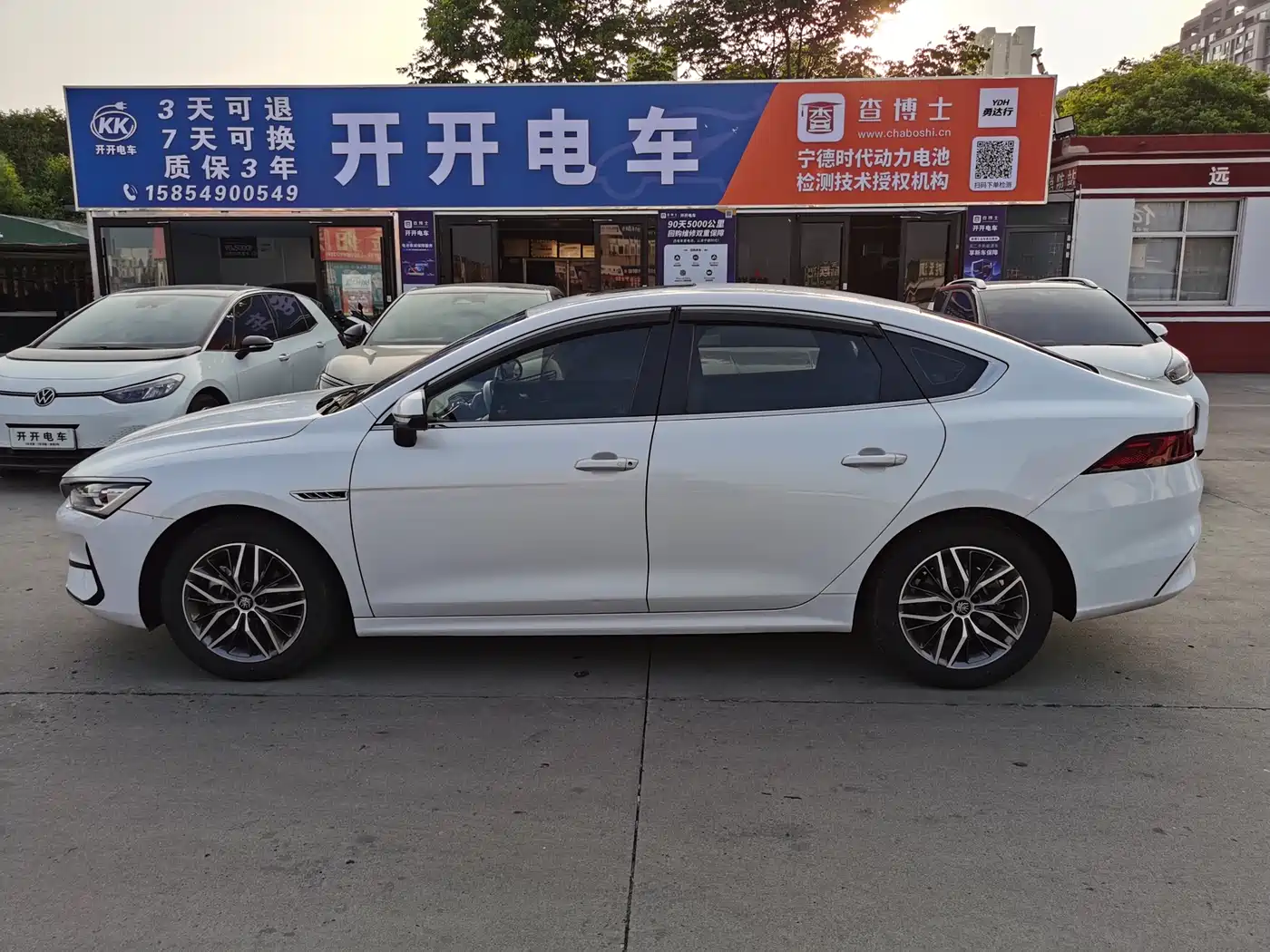 BYD Qin PLUS 2021 EV 500KM Luxury Model фото 4