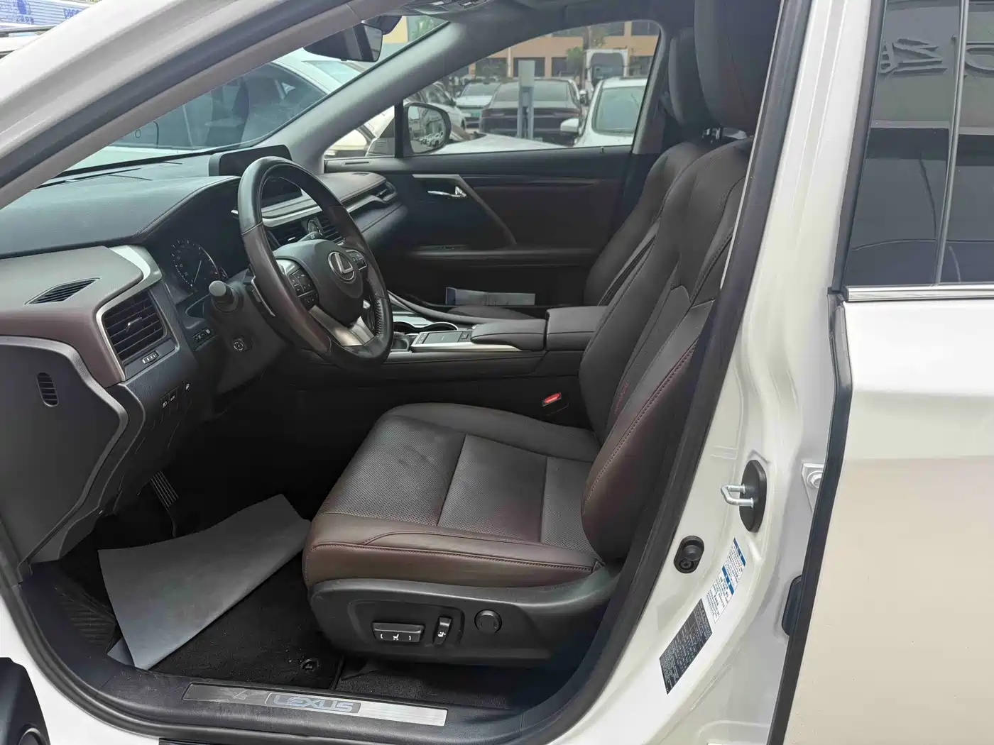 Lexus RX 2020 450h 4WD Elegance Edition China VI фото 4