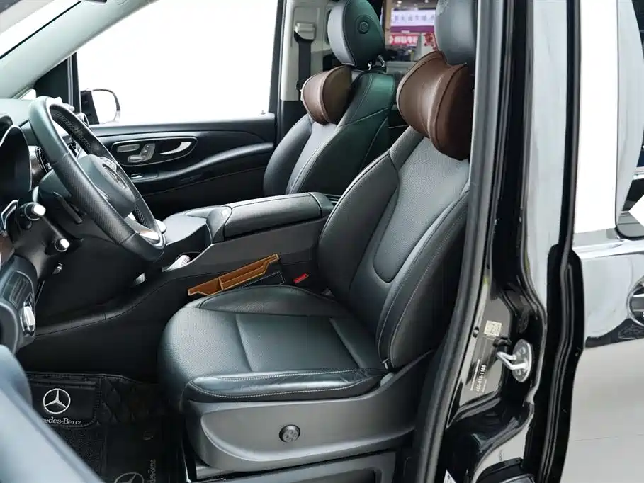 Mercedes-Benz V-Class 2020 V 260 Navigator Edition фото 3