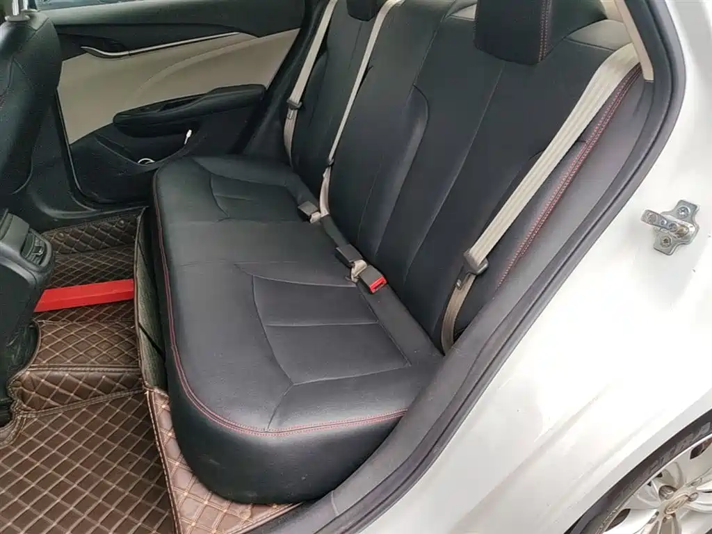 Buick Excelle 2016 15N Automatic Progressive фото 17