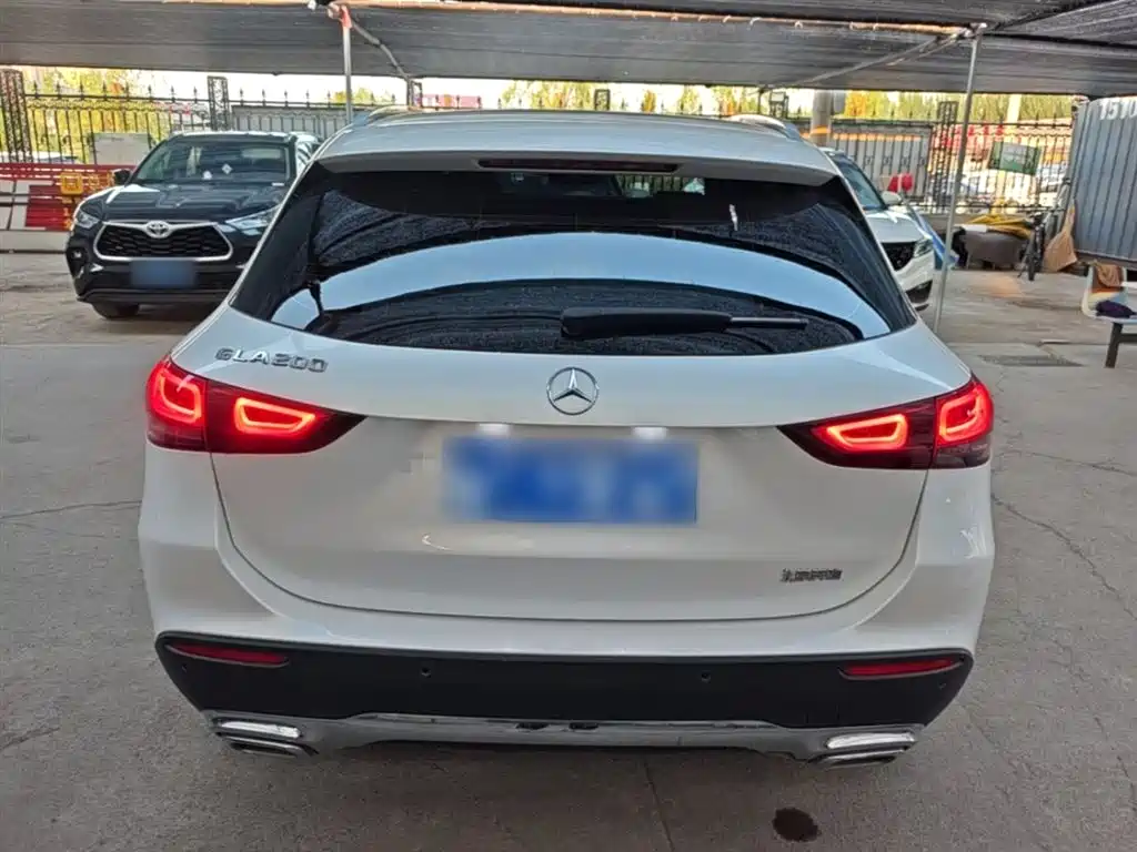 Mercedes-Benz GLA 2022 Facelift GLA 200 фото 6