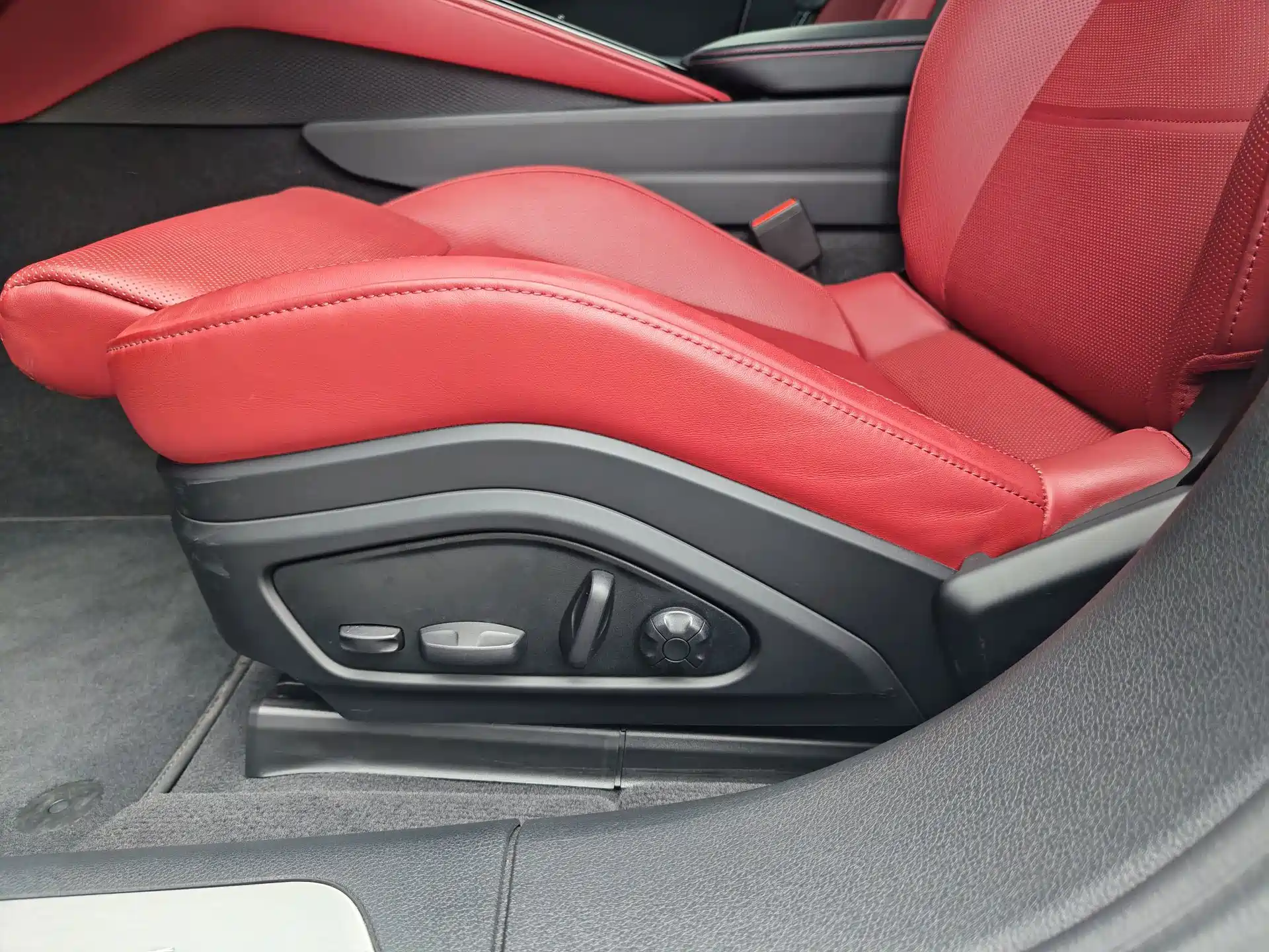 صورة 26 - Porsche Panamera