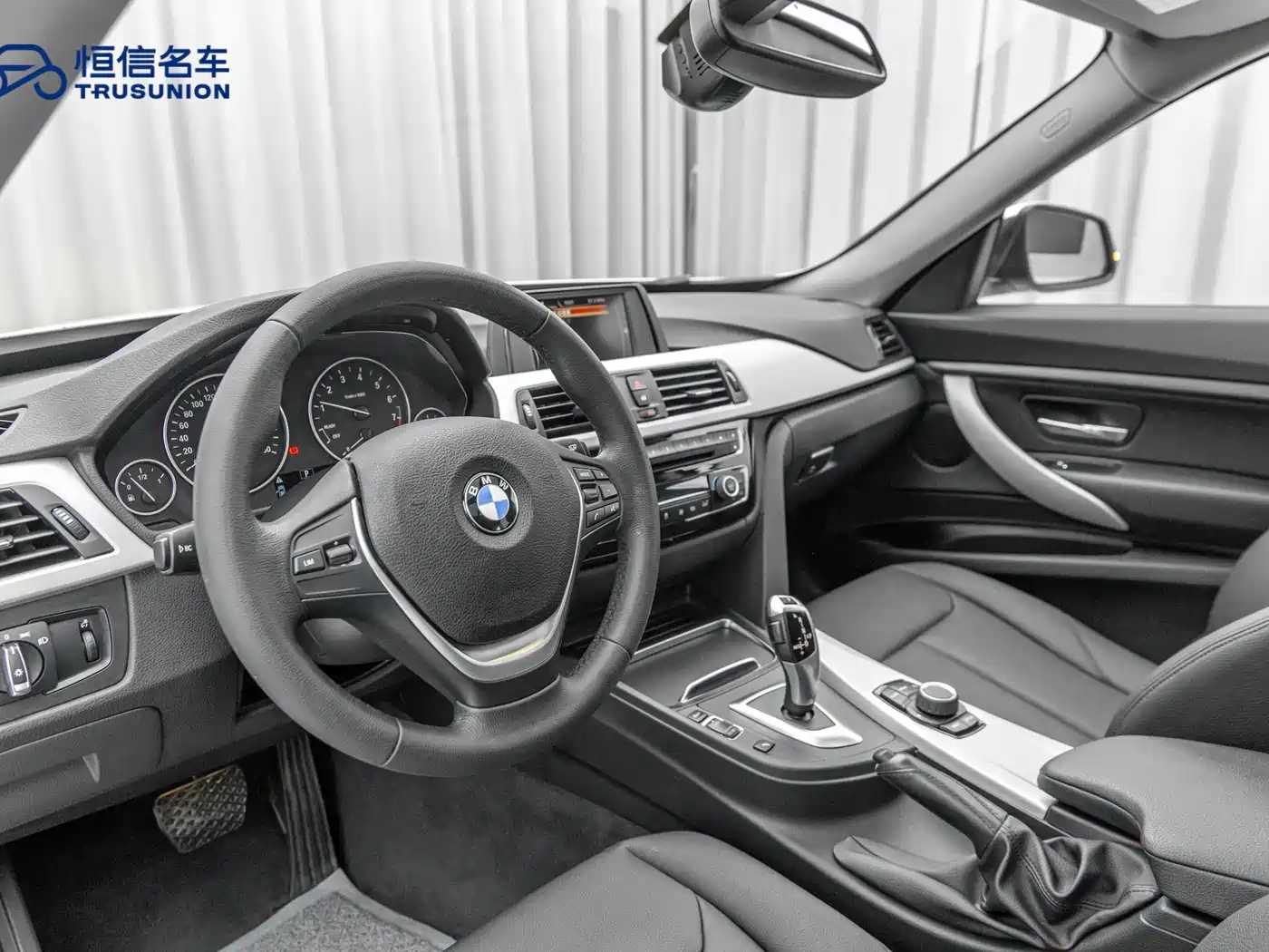 BMW 3 Series GT 2016 320i Fashion Style фото 11