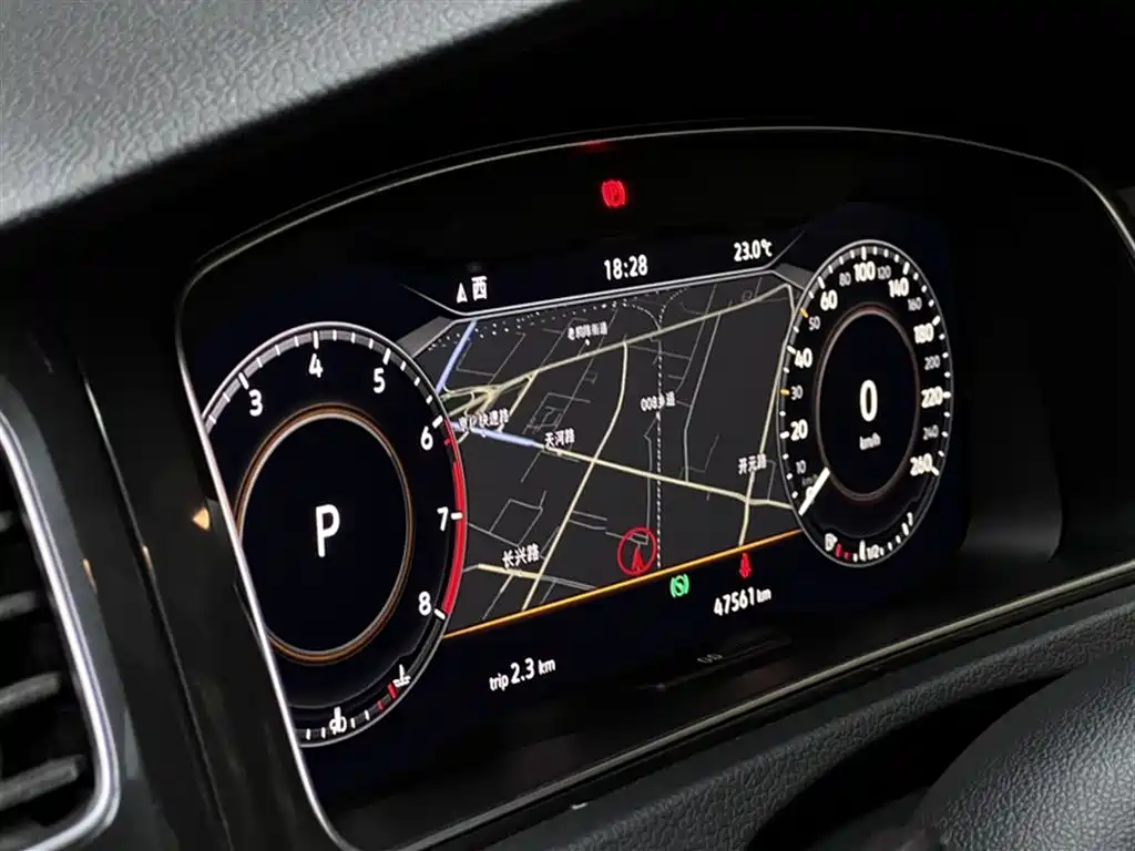 Volkswagen Golf 2020 280TSI DSG Luxury фото 6