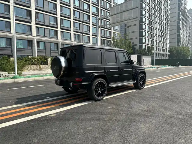Mercedes-Benz G-Class 2024 G 500 — фото 4
