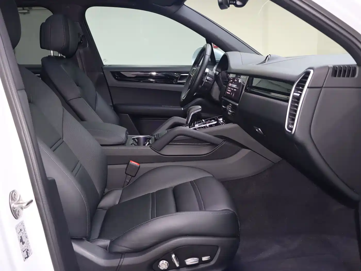 Porsche Cayenne 2019 Cayenne 3.0T фото 12