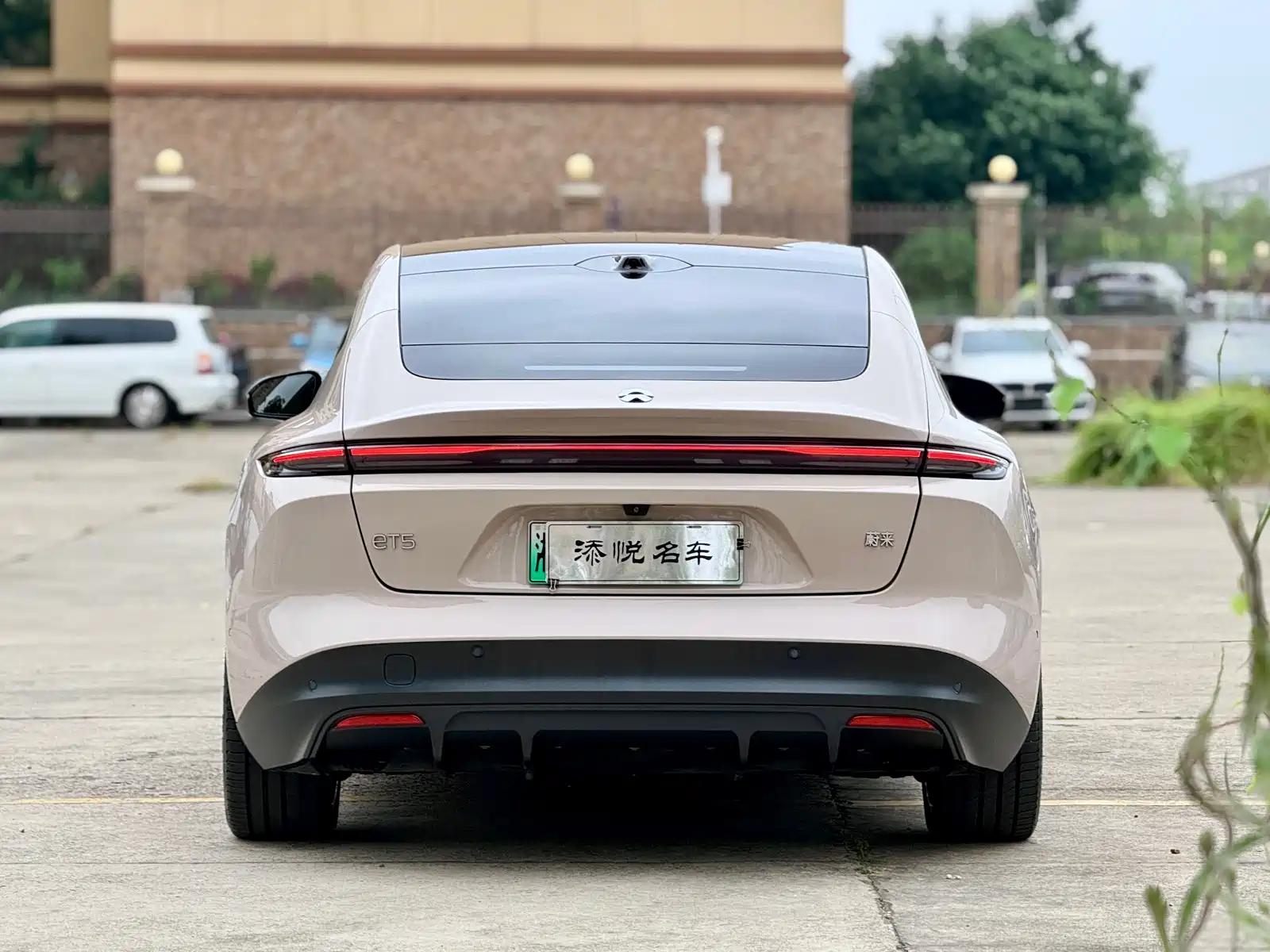 Фото 6 - NIO ET5
