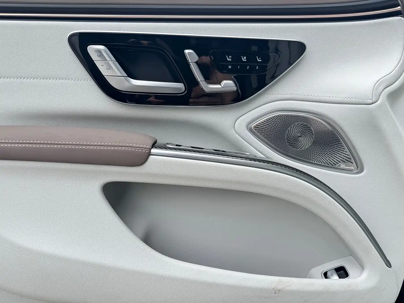 MERCEDES-BENZ EQS AMG